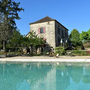 ecuries-de-saint-maurice.midi-pyreneeshotels.com/